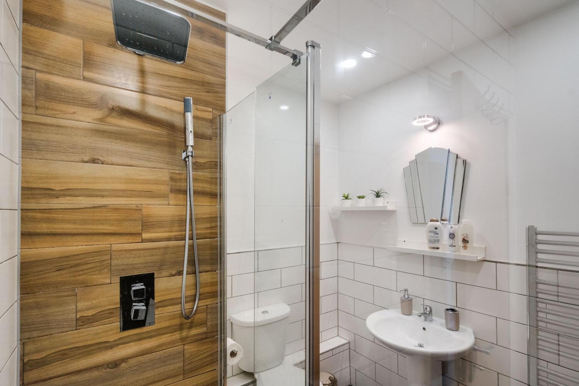 Cosy Central Apartment - Free Nearby Parking Liverpool Kültér fotó